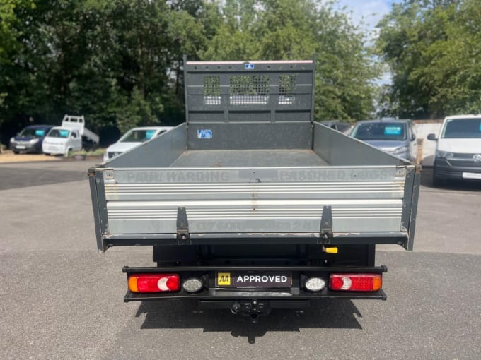 2025 Nissan Nt400 Cabstar