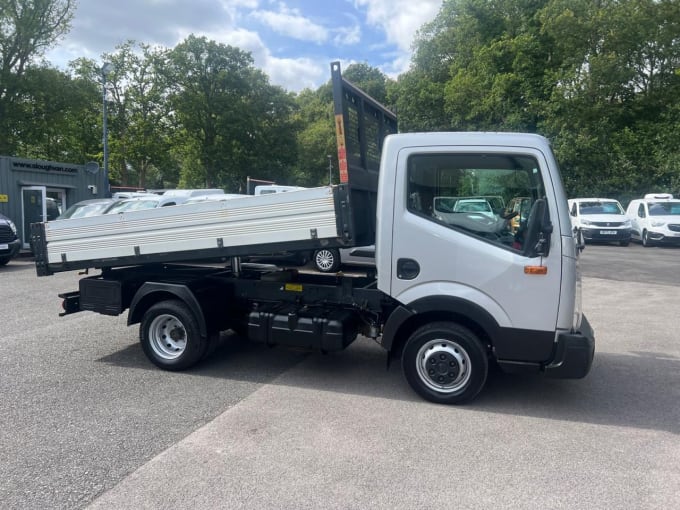 2025 Nissan Nt400 Cabstar