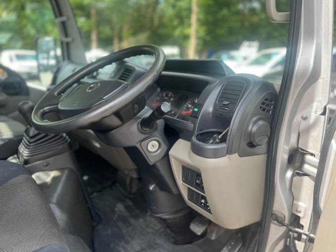 2025 Nissan Nt400 Cabstar