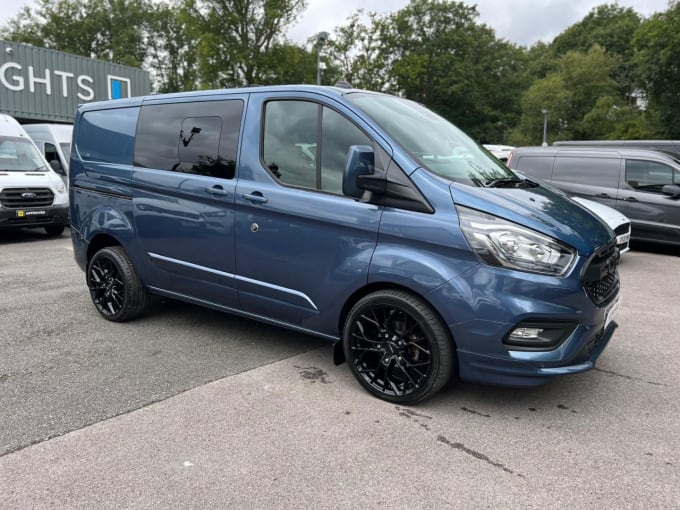 2024 Ford Transit Custom