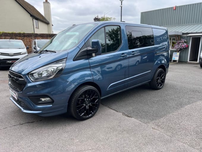 2024 Ford Transit Custom