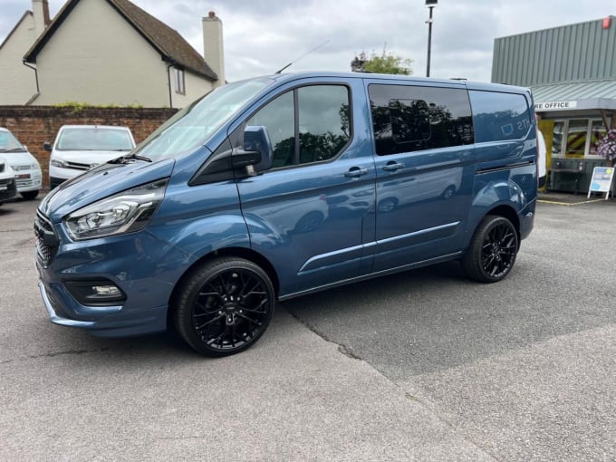 2024 Ford Transit Custom