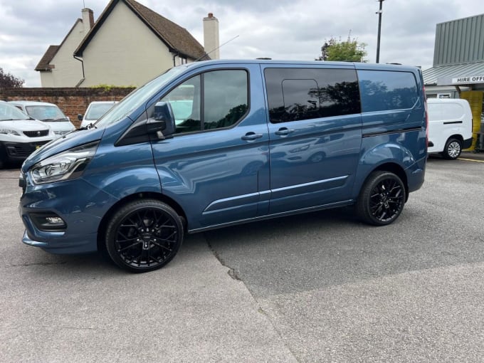 2024 Ford Transit Custom