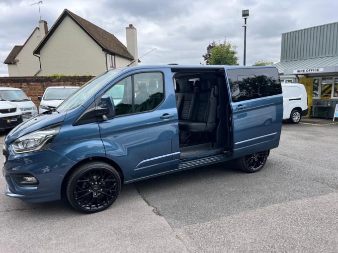 2024 Ford Transit Custom