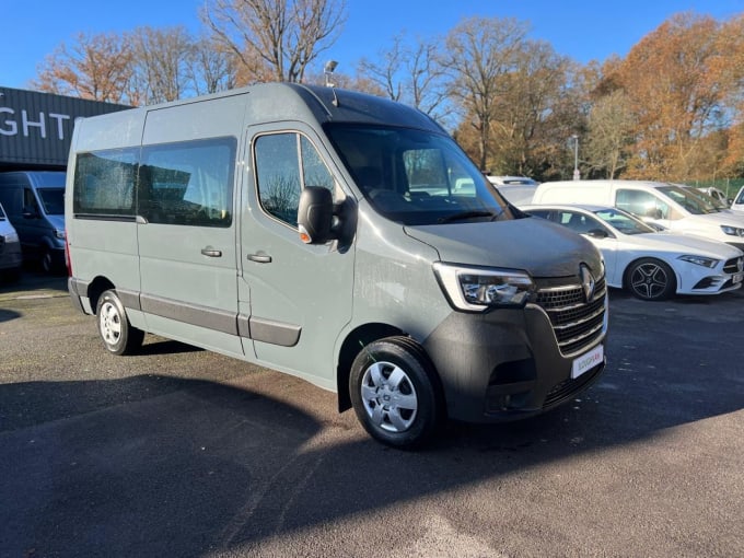 2025 Renault Master