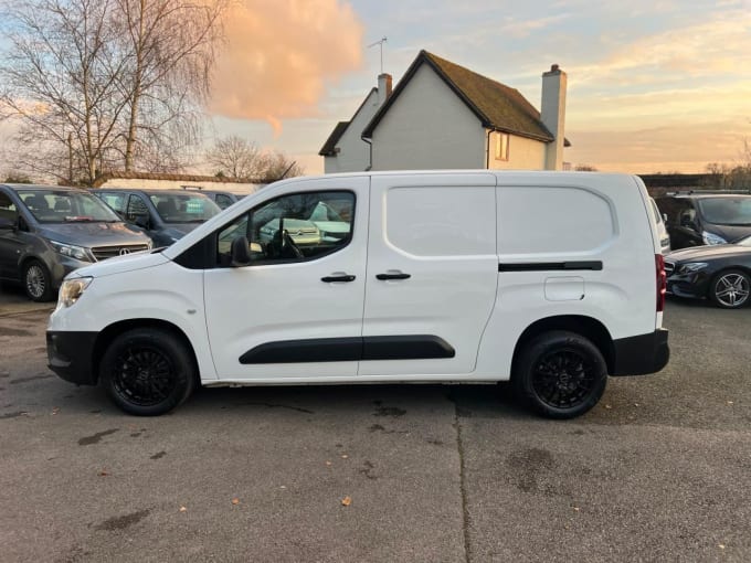 2025 Vauxhall Combo