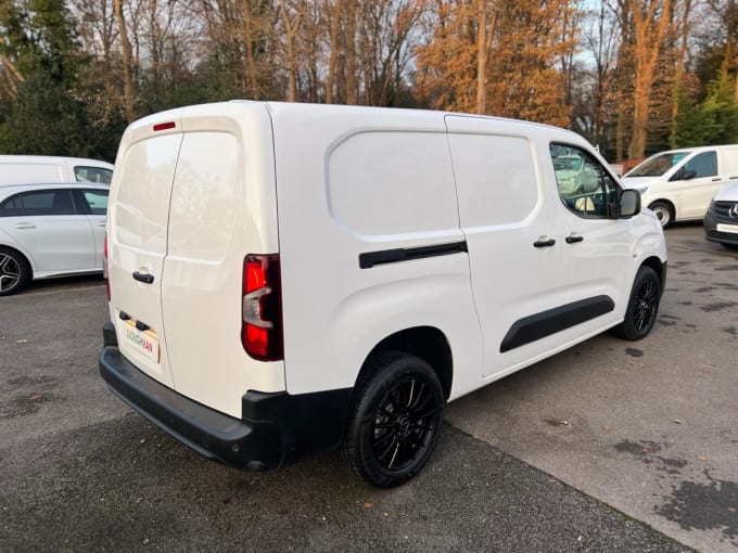 2025 Vauxhall Combo