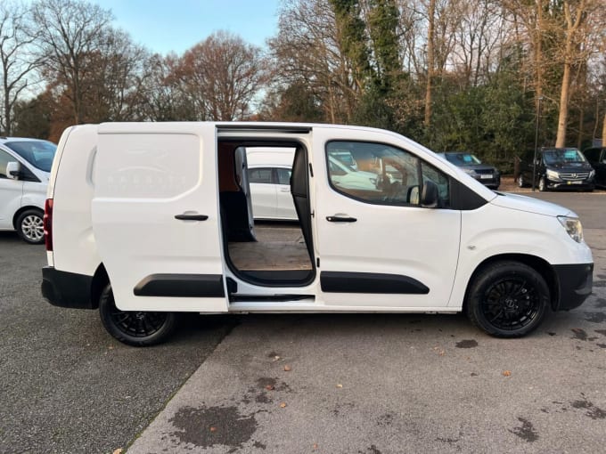 2025 Vauxhall Combo