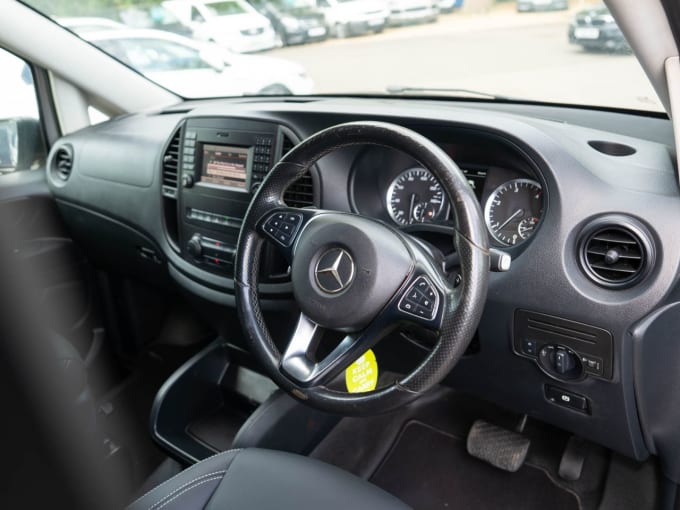 2025 Mercedes-benz Vito