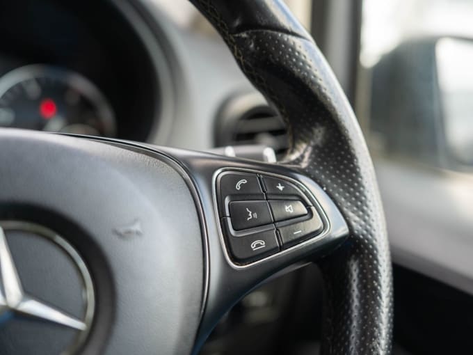 2025 Mercedes-benz Vito