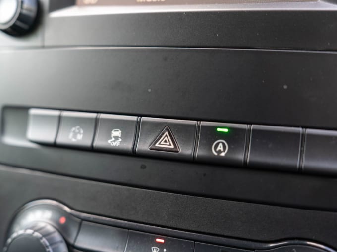 2025 Mercedes-benz Vito