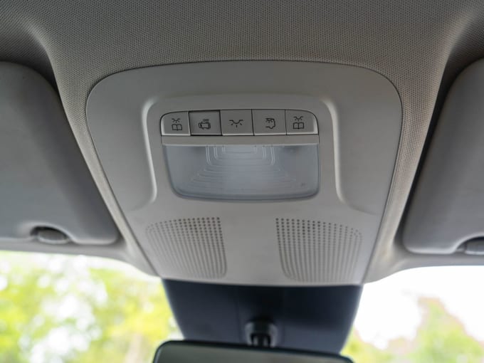 2025 Mercedes-benz Vito