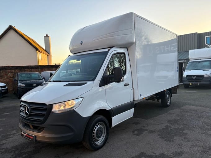 2025 Mercedes-benz Sprinter