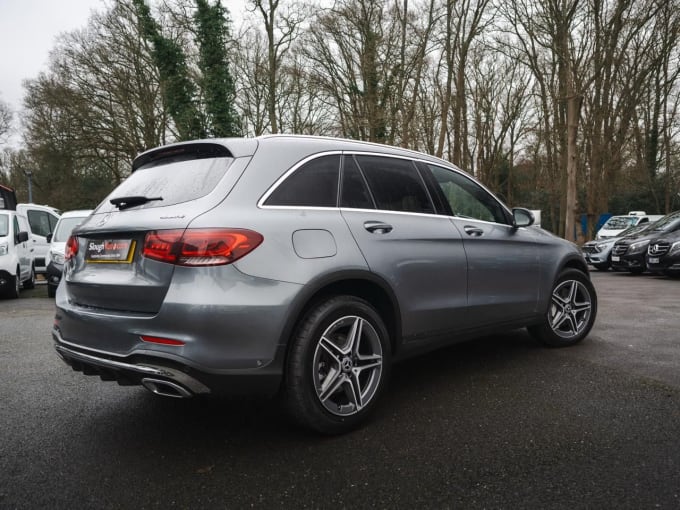 2025 Mercedes-benz Glc