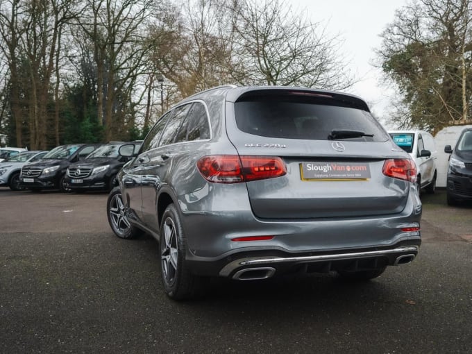 2025 Mercedes-benz Glc