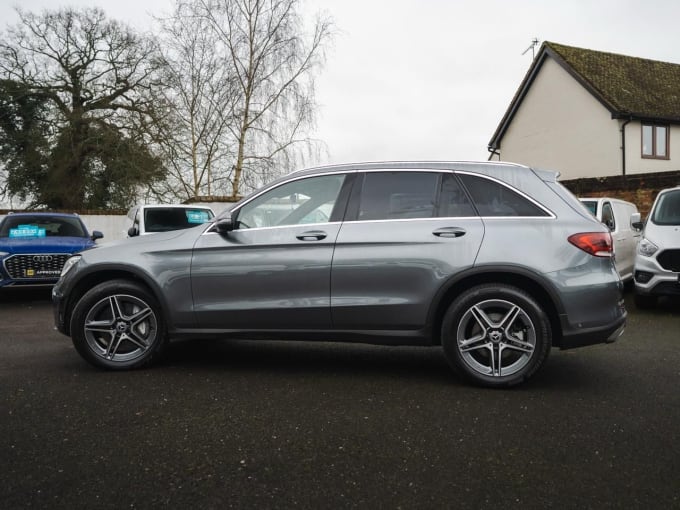 2025 Mercedes-benz Glc