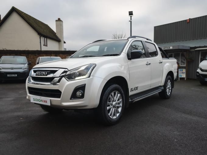 2025 Isuzu D-max