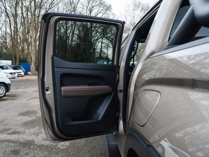 2025 Volkswagen Amarok