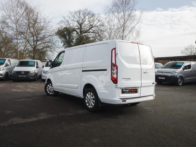 2025 Ford Transit Custom