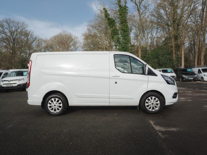 2025 Ford Transit Custom