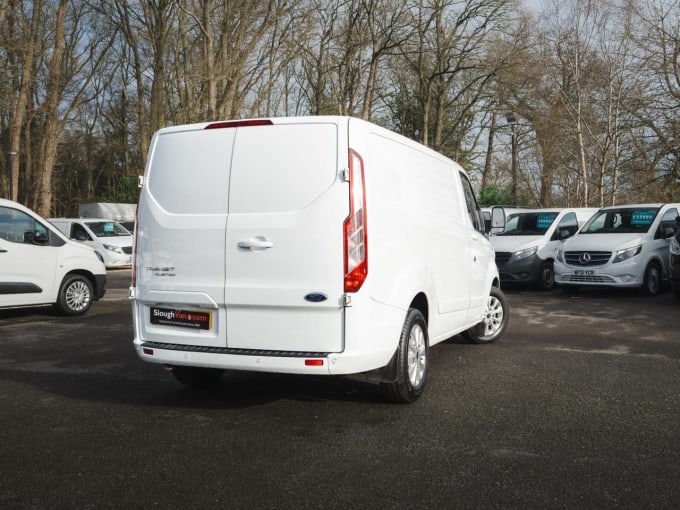 2025 Ford Transit Custom