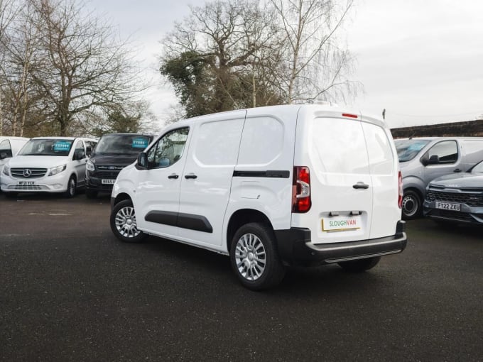 2025 Toyota Proace City