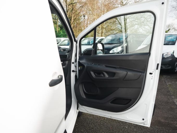 2025 Toyota Proace City