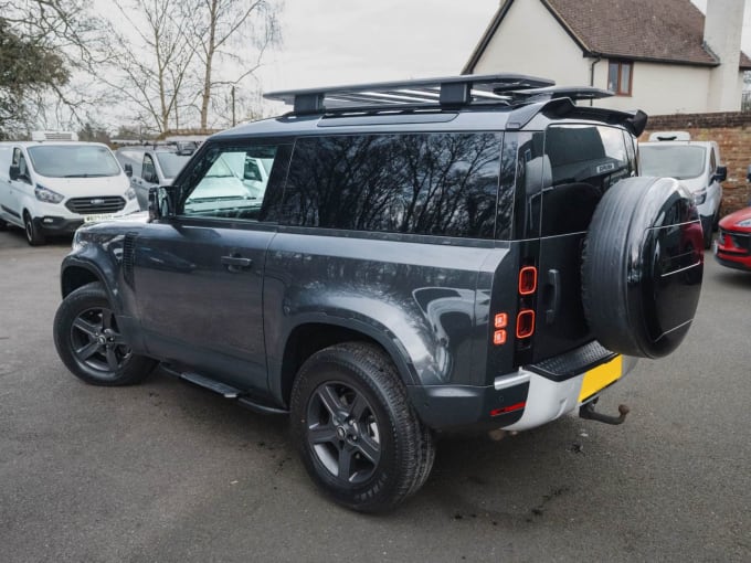 2025 Land Rover Defender