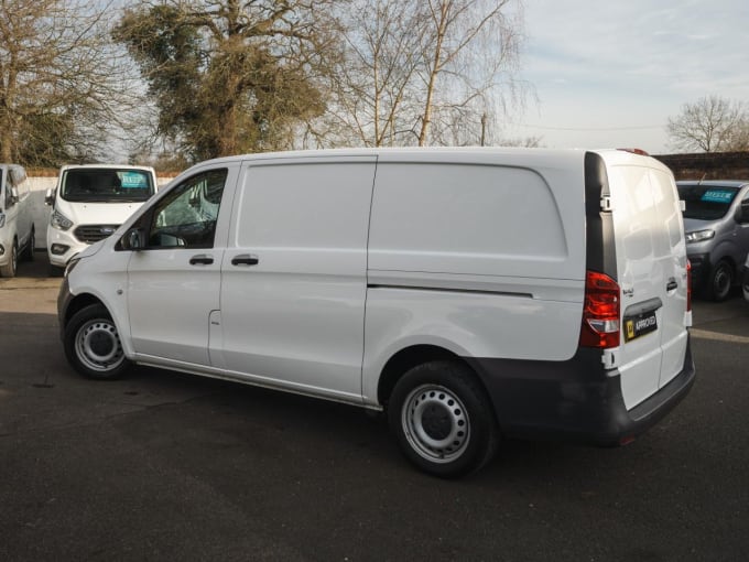 2025 Mercedes-benz Vito