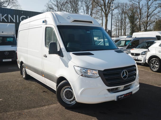 2025 Mercedes-benz Sprinter