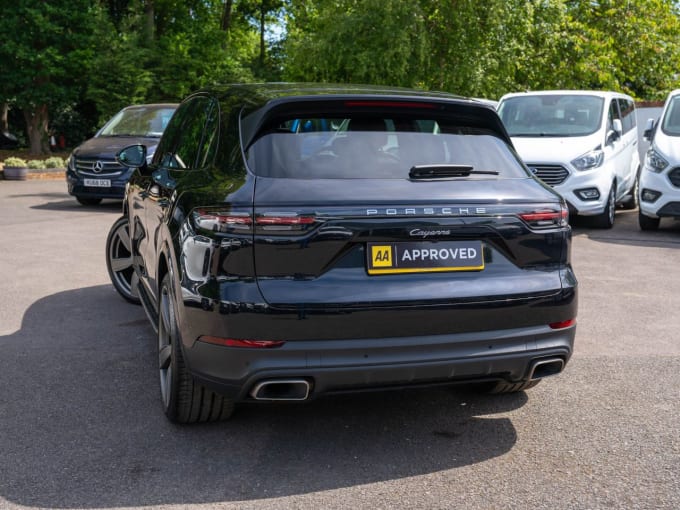 2025 Porsche Cayenne