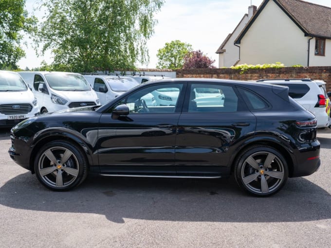2025 Porsche Cayenne