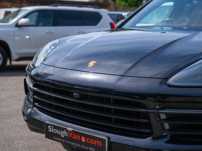 2025 Porsche Cayenne