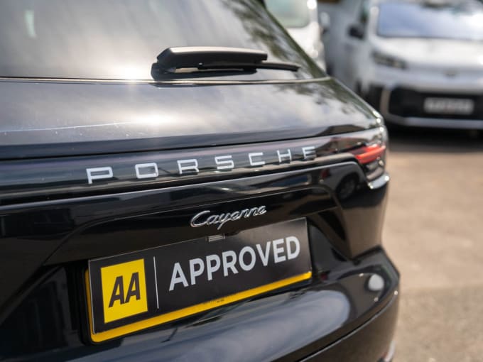 2025 Porsche Cayenne