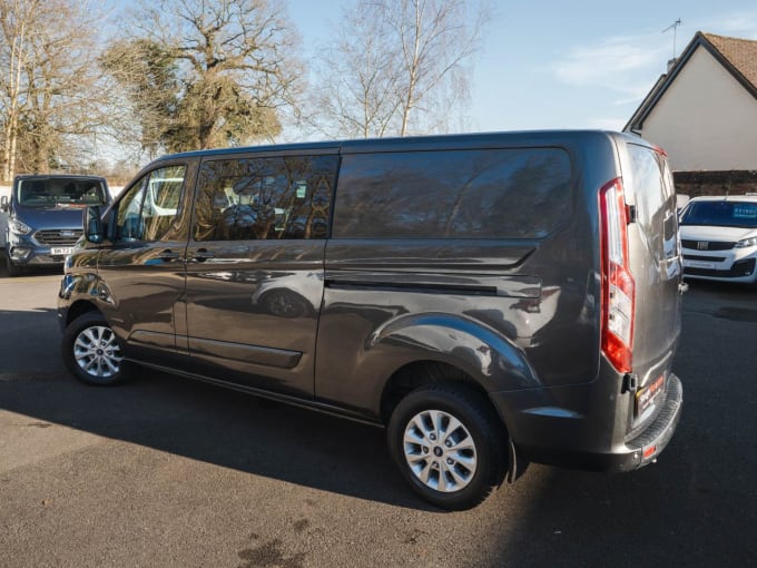 2025 Ford Transit Custom