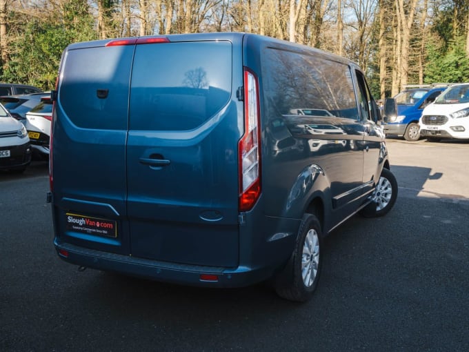 2025 Ford Transit Custom