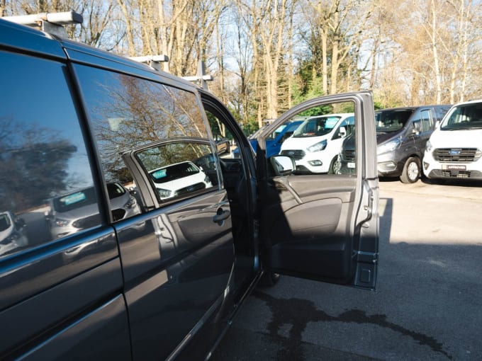 2025 Mercedes-benz Vito