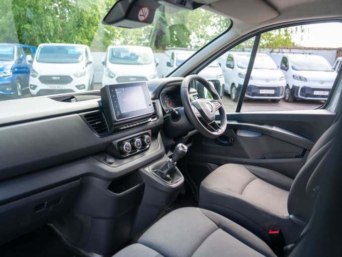 2025 Renault Trafic