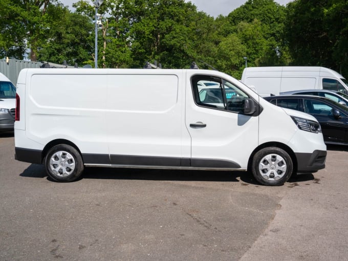 2025 Renault Trafic