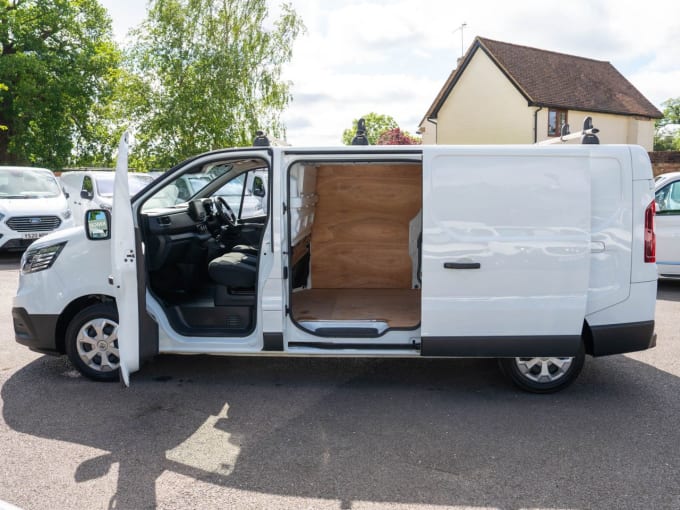 2025 Renault Trafic