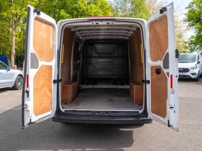 2025 Volkswagen Crafter