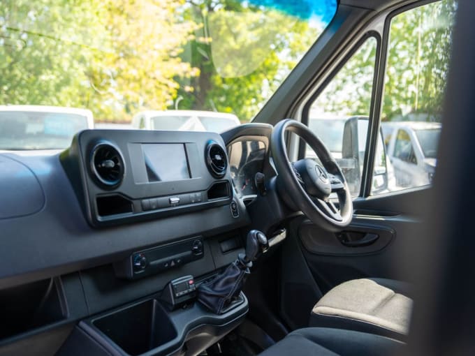 2025 Mercedes-benz Sprinter