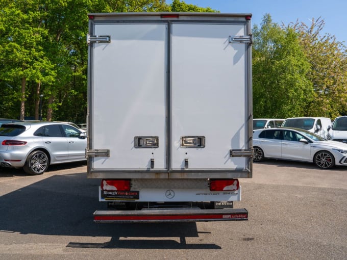 2025 Mercedes-benz Sprinter