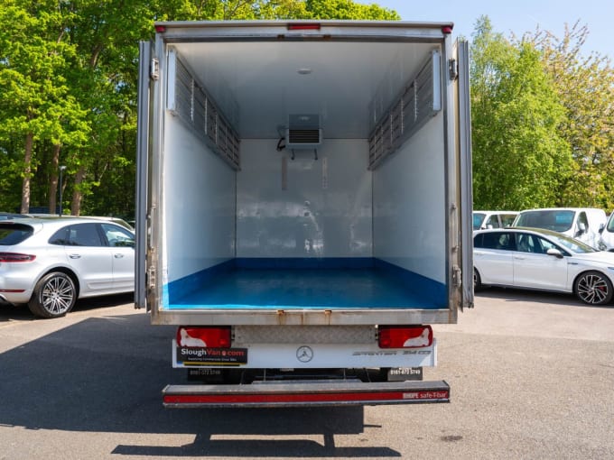 2025 Mercedes-benz Sprinter