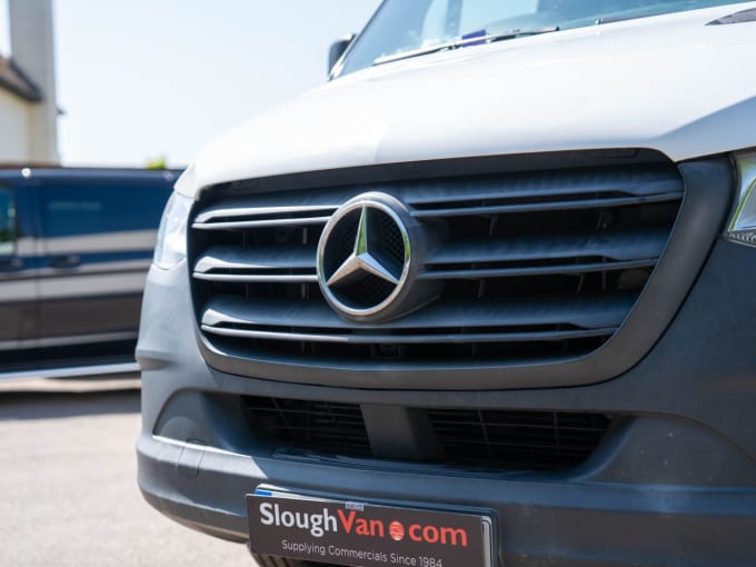 2025 Mercedes-benz Sprinter
