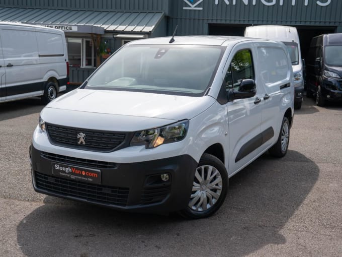 2025 Peugeot Partner