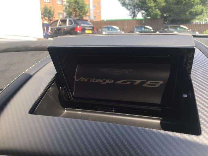 2025 Aston Martin Vantage