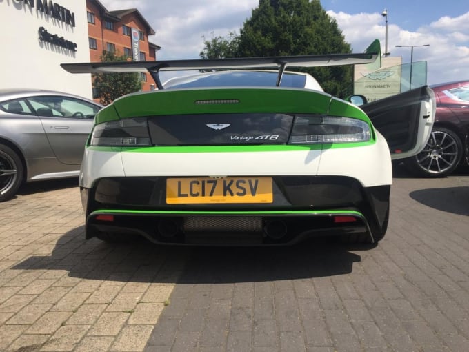 2025 Aston Martin Vantage