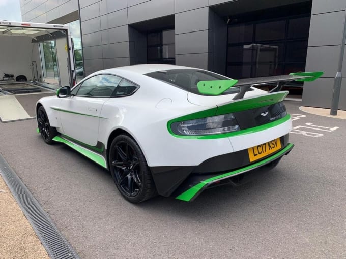 2025 Aston Martin Vantage