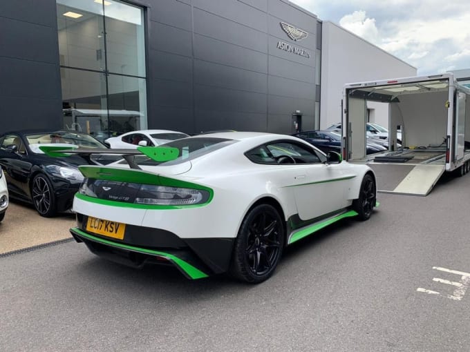 2025 Aston Martin Vantage